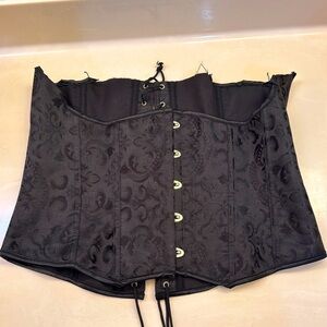 Women’s Steampunk Faux Leather Corset